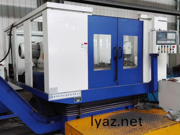 鉤尾框(kuang)承載麵加工機牀